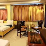 Sravanthy Inn