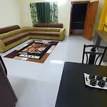 Tirupati Homestay - 2Bhk Ac Family Apartments Near Alipiri And Kapilatheertham - Walk To A2B Veg Restaurant - Wifi - Android Tv - Easy Access To Tirumala