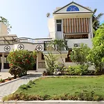 Divinehomestay Comfort Suite