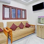 Itsy By Treebo - Vardhan Stay Inn