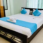 Truelife - Srs Residency - 2Bhk Ac Apartments For Families - 10 Minutes To Alipiri Gate By Direct Flyover - Walk To Ps4 Pure Veg Restaurant - Fast Wifi, Kitchen, Android Tv - 250 Jio Channels - Easy Access To Airport, Railway Station And To All Templ