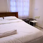 F2 Home Stay