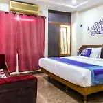 Collection O Poojith Residency