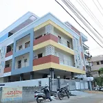 Padma Homes Stay- Luxury Service Apartment 1Bhk & 2Bhk & 3Bhk