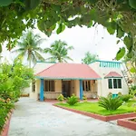 Brundha Homestay Villa With Garden
