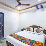 Fabexpress Sri Lakshmi Residency - Nr Tirupati Railway Station