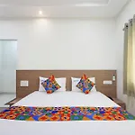 Fabhotel Karthikeya Residency - Tirupati Bus Stand - 900M