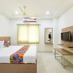 Fabhotel Karthikeya Residency - Tirupati Bus Stand - 900M