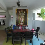 Hb\'S Nest