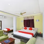 Capital O Sai Golden Rooms