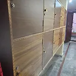 Shambo Royals Rooms
