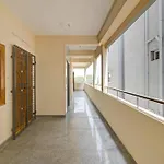 Hotel O Pvs Home Stay