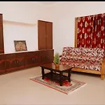Sls Homestay - Luxury Ac Service Apartments 1Bhk, 2Bhk, 3Bhk - Direct Flyover To Alipiri Tirumala Gate - Walk To Ps4 Pure Veg Restaurants, Supermarkets - Near To National Highway & Padmavathi Amma Temple - Modular Kitchen, Living Room -Free Superfast