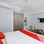 Capital O Sai Golden Rooms