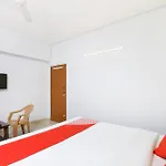 Capital O Sai Golden Rooms