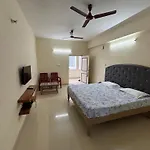 Srinivasa Hotel