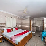 Oyo 27967 Hotel Kr Bhavan