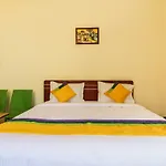 Itsy Hotels Riyas Grand
