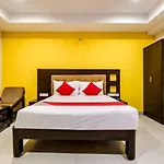 Oyo Flagship 9115 Hotel Udayee International