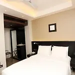 Lnb Residency