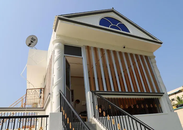 Divinehomestay Comfort Suite