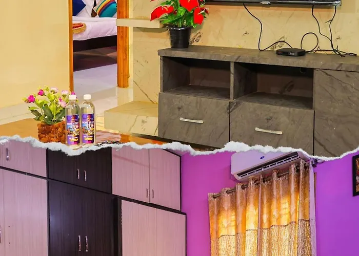 S V Ideal Homestay -2Bhk Service Apartments-Ac Bedrooms, Premium Amities, 2Km To Tiruchanoor Padmavathi Temple , 6Km To Alipiri, 24 Hours Service Boys Available