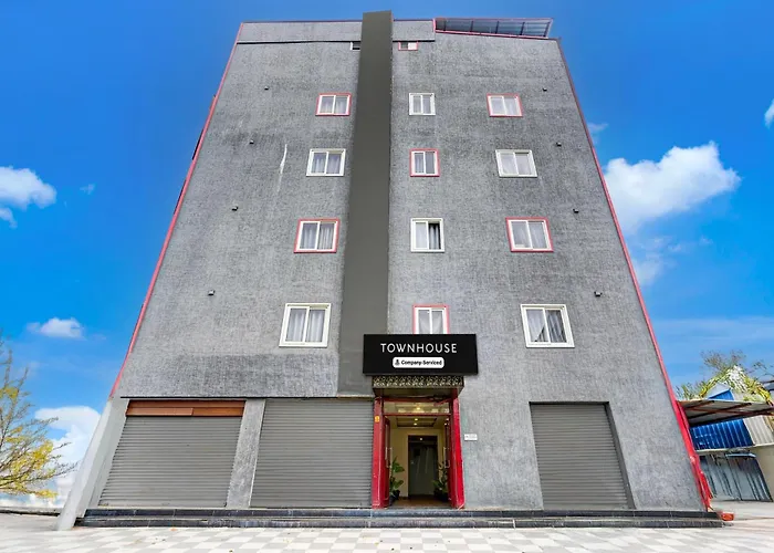 Super Townhouse Tirupati
