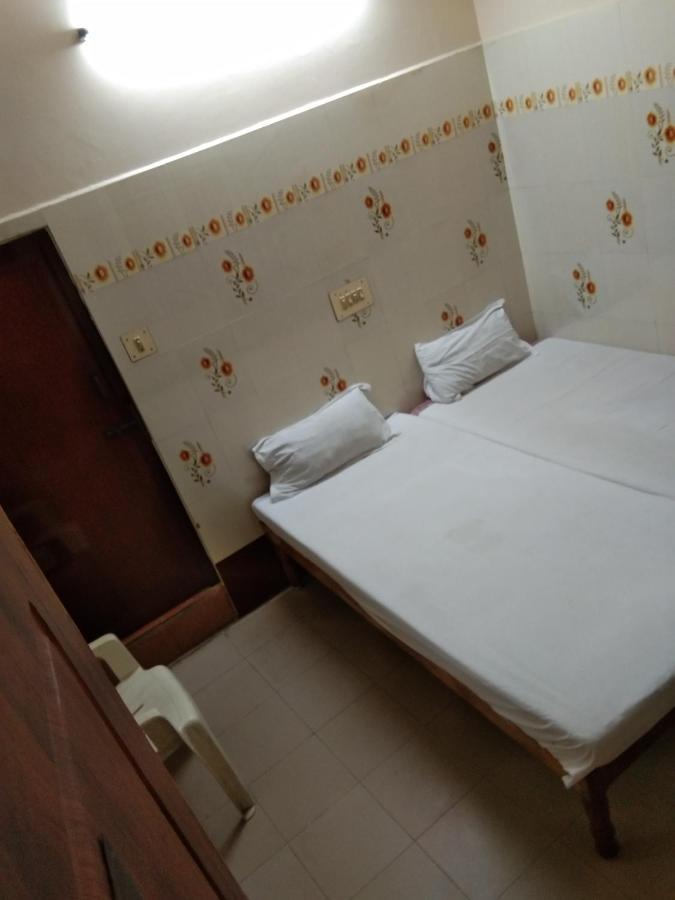 Lodge Sriram