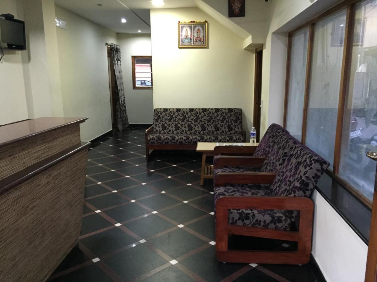Hotel Suprabath Towers