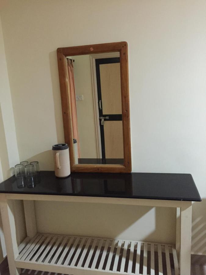 Suprabath Towers Hotel