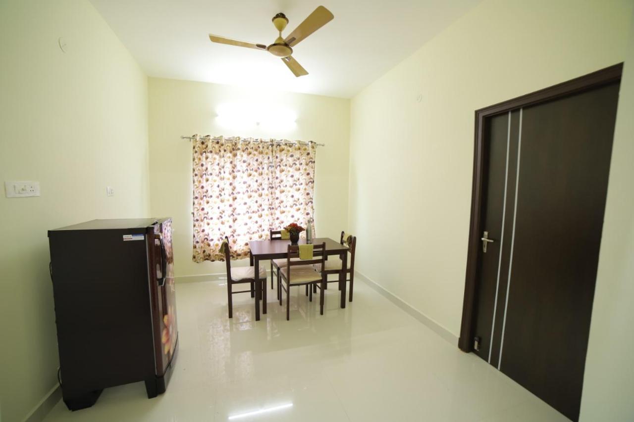 Apartment Taj Homes *