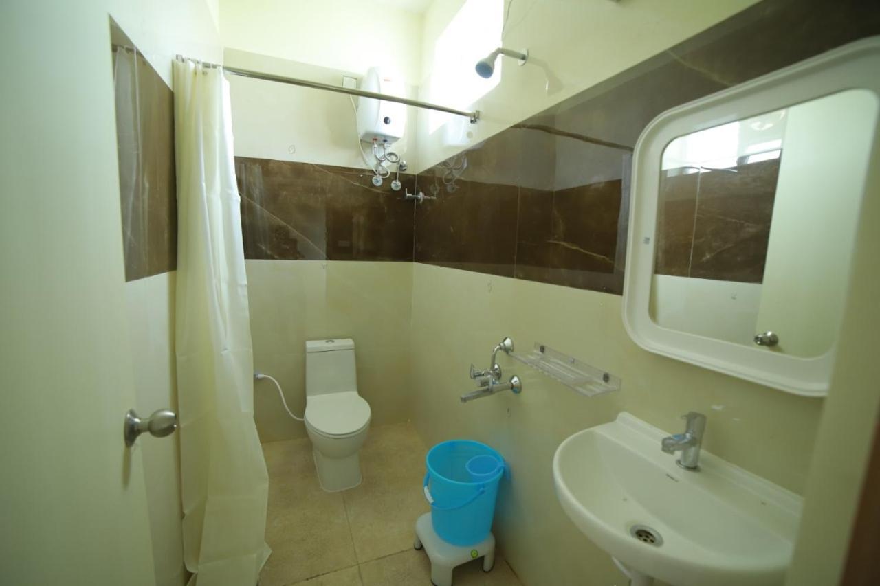 Taj Homes Apartment *