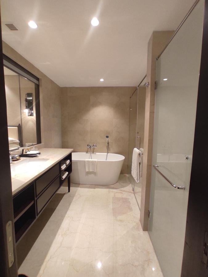 Taj 5*