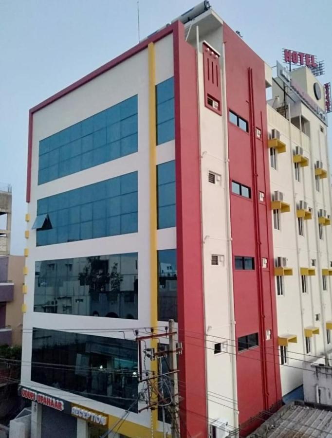 Mookambika Comforts Hotel 2*