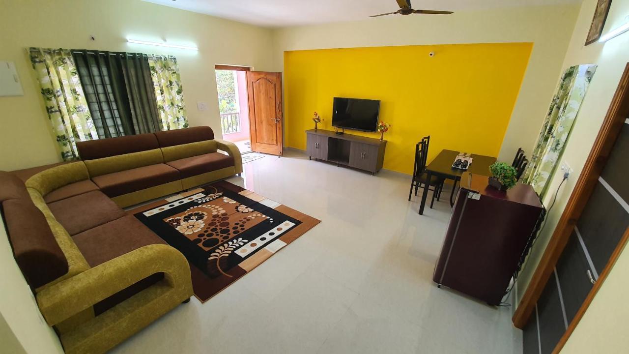 Homestay: 2bhk Family With Ac Near Alipiri Apartment Tirupati