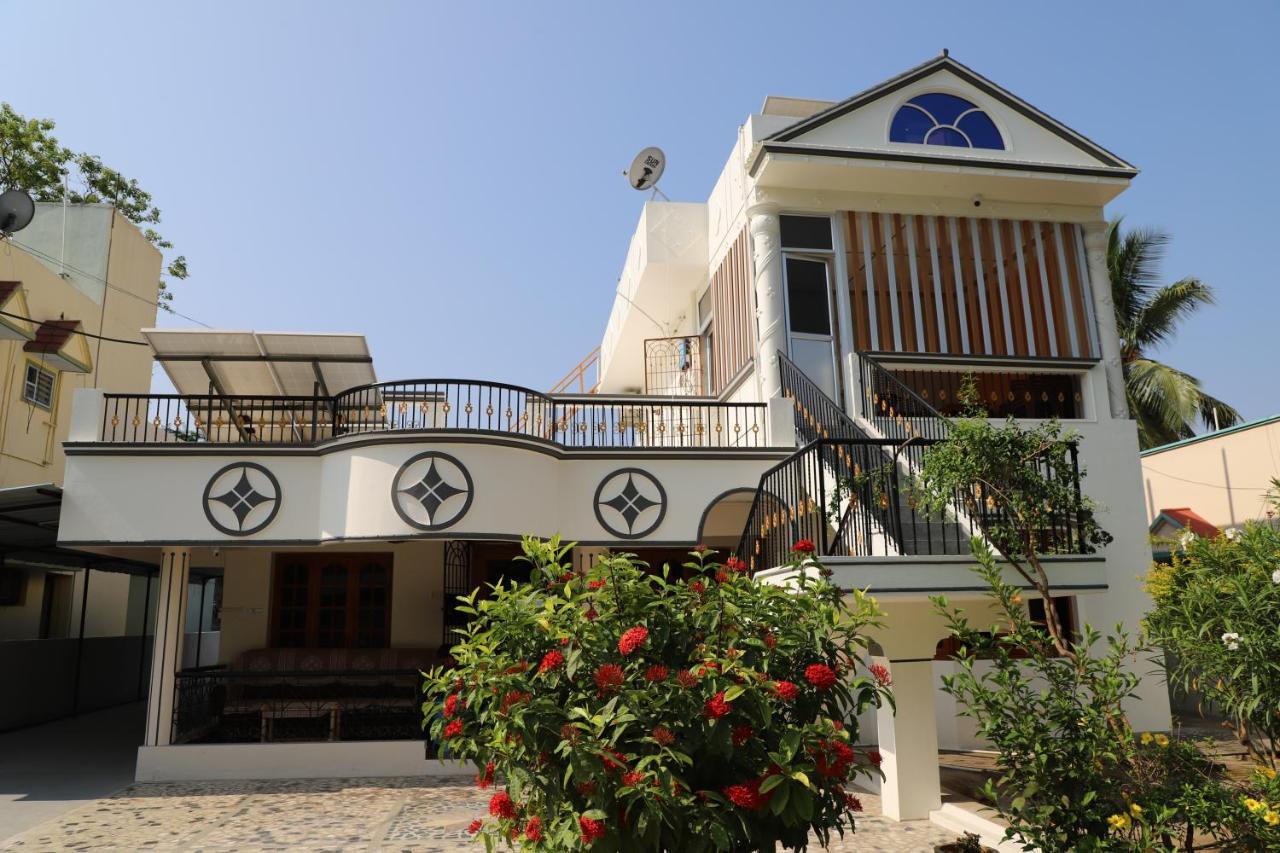 Divinehomestay Comfort Homestay