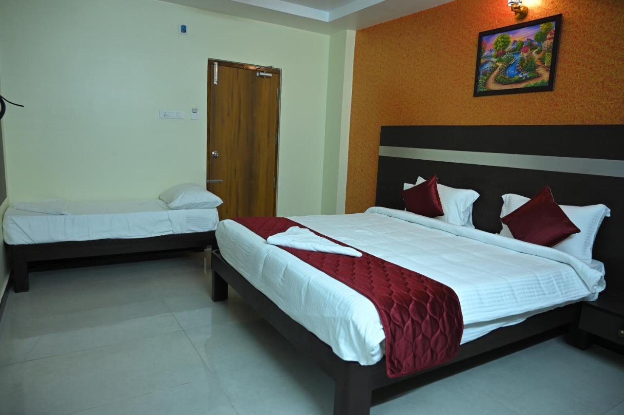 Treebo Sripadha Residency Alipiri Road Hotel