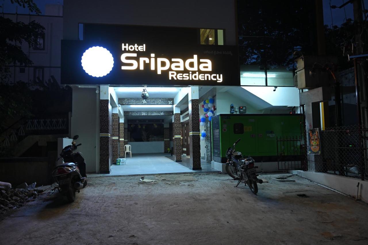 Hotel Treebo Sripadha Residency Alipiri Road