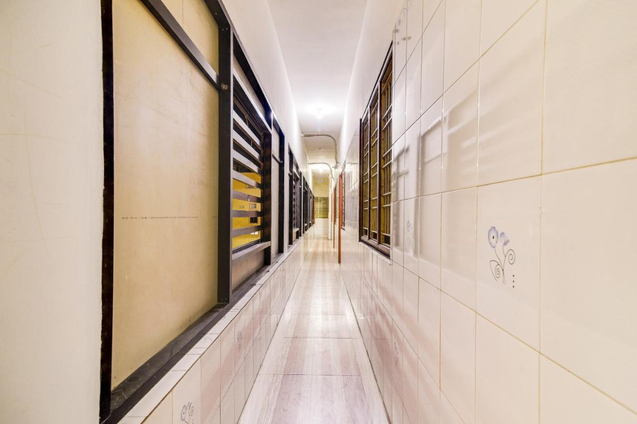 Spot On 63027 Slv Residency Hotel 2*