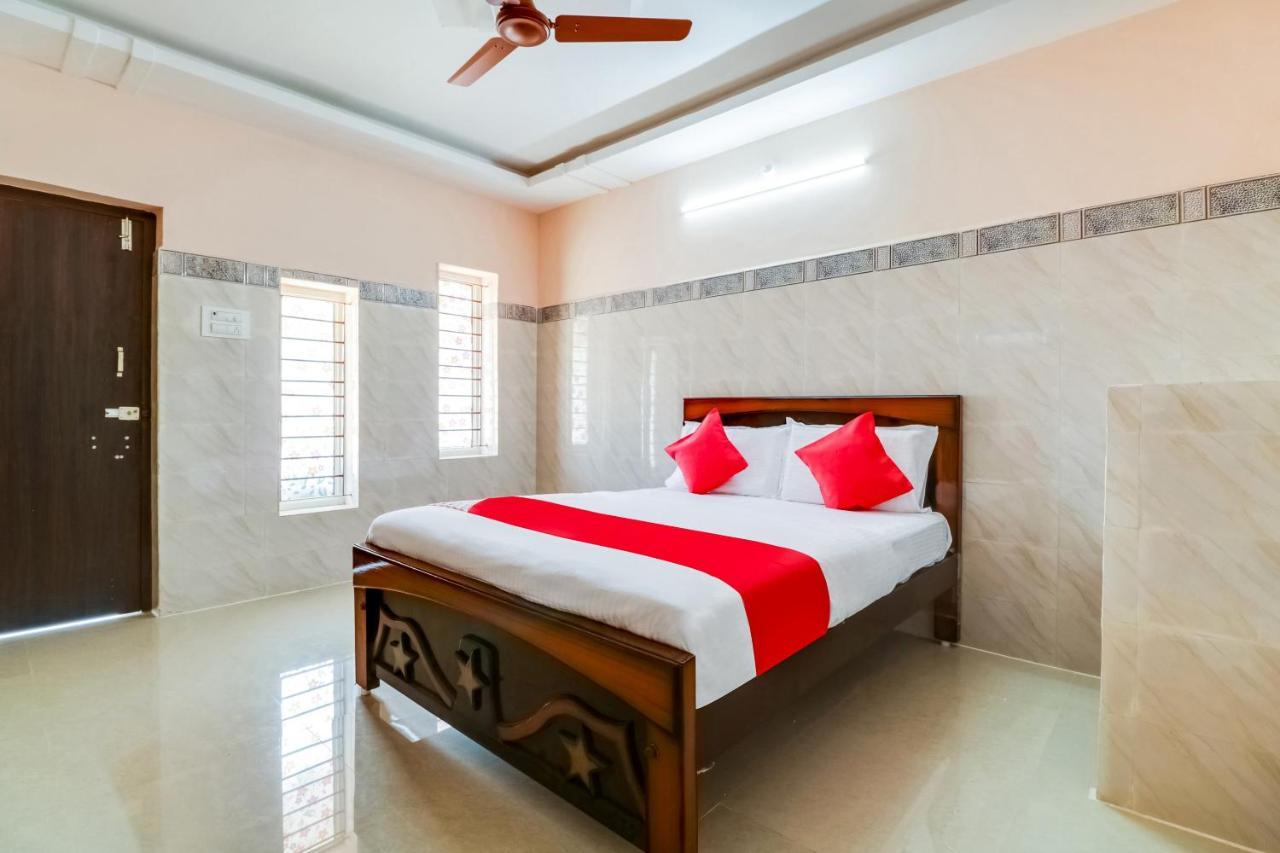 Oyo 68320 Bgr Residency