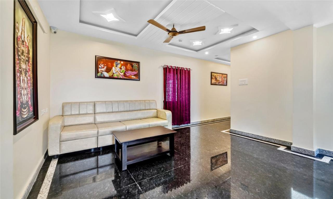 Hotel Treebo Sripadha Residency Alipiri Road Tirupati