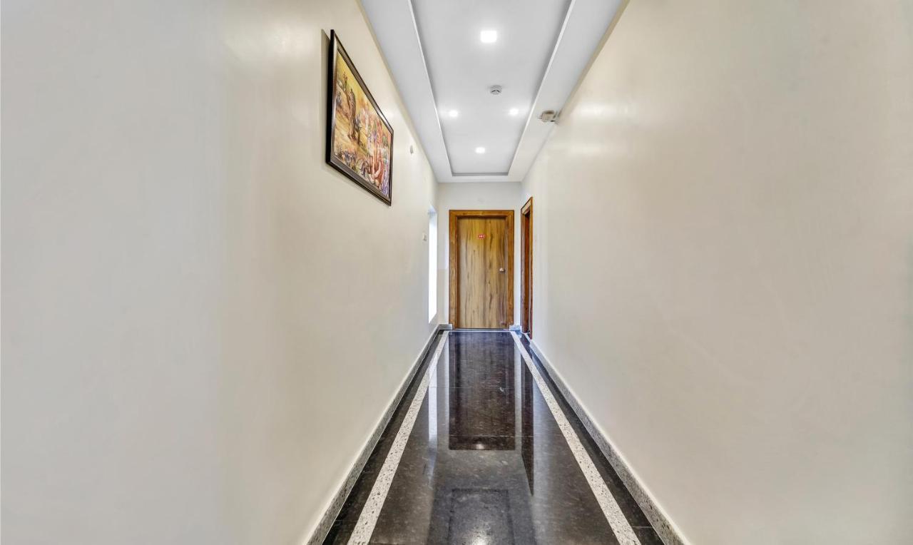 Treebo Sripadha Residency Alipiri Road