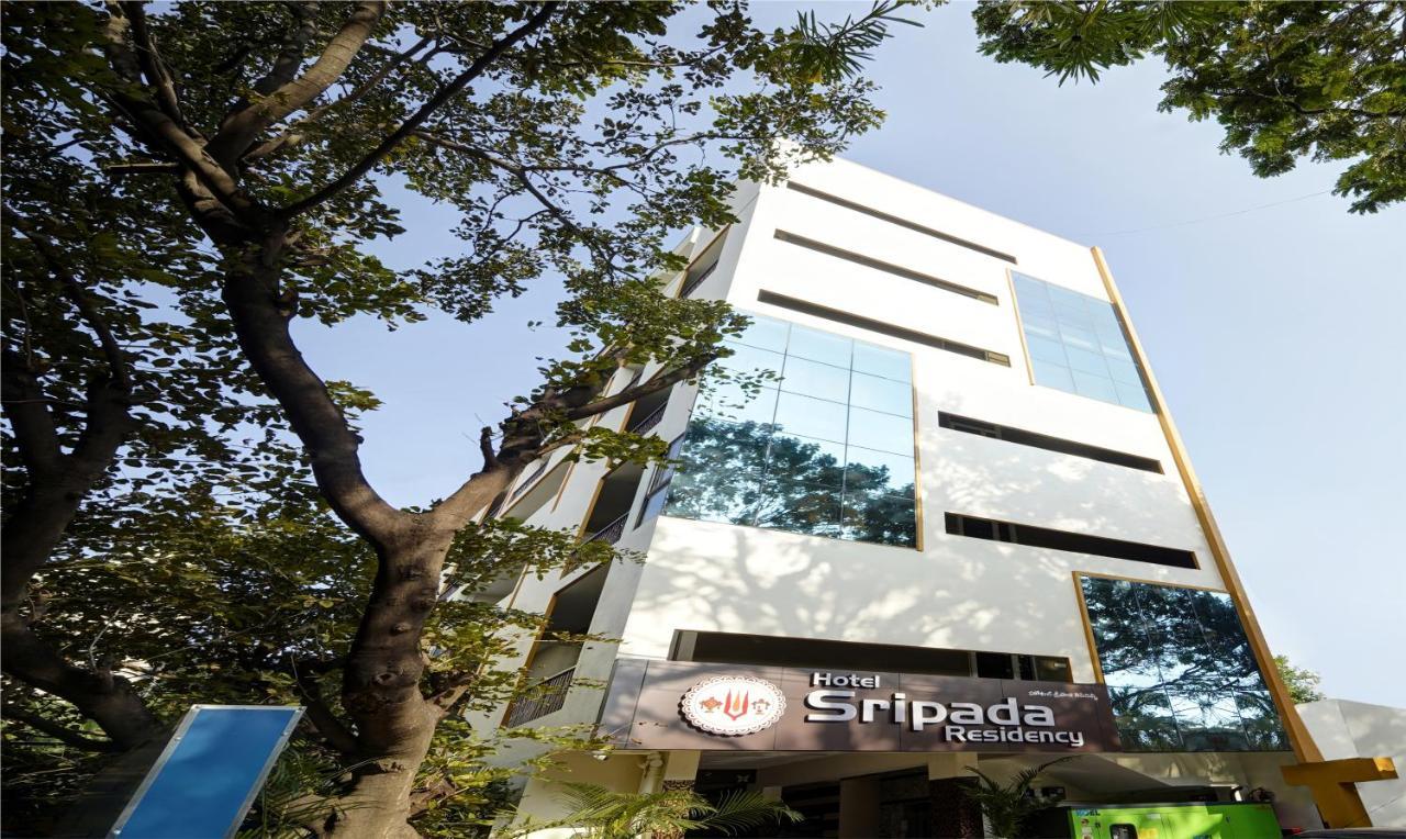 Hotel Treebo Sripadha Residency Alipiri Road 3*