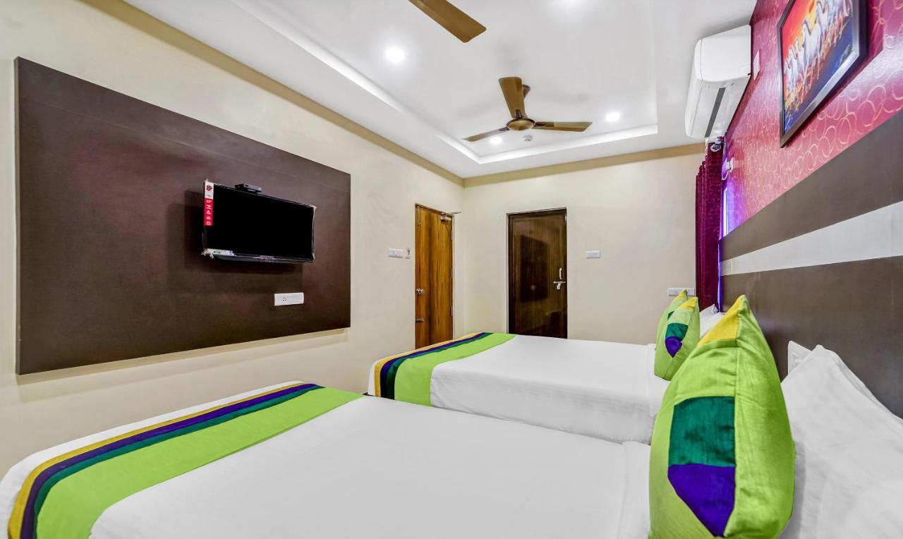 Hotel Treebo Sripadha Residency Alipiri Road 3*