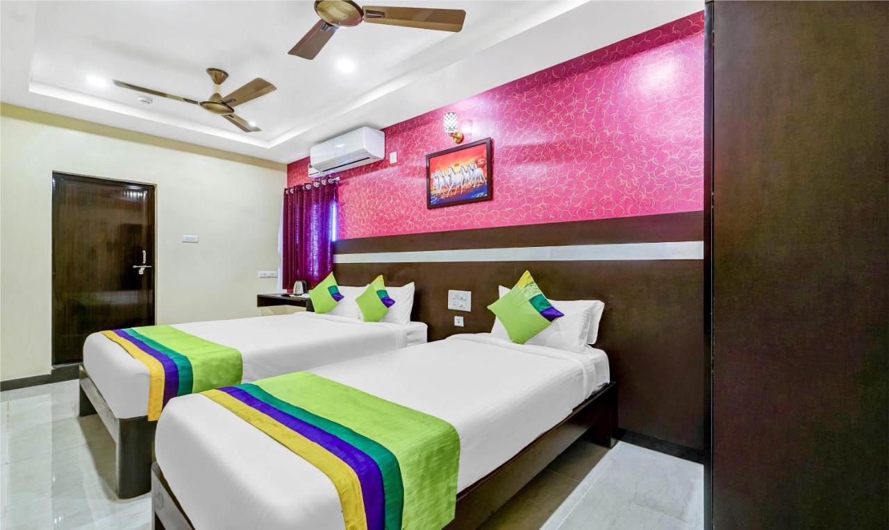 Hotel Treebo Sripadha Residency Alipiri Road 3*