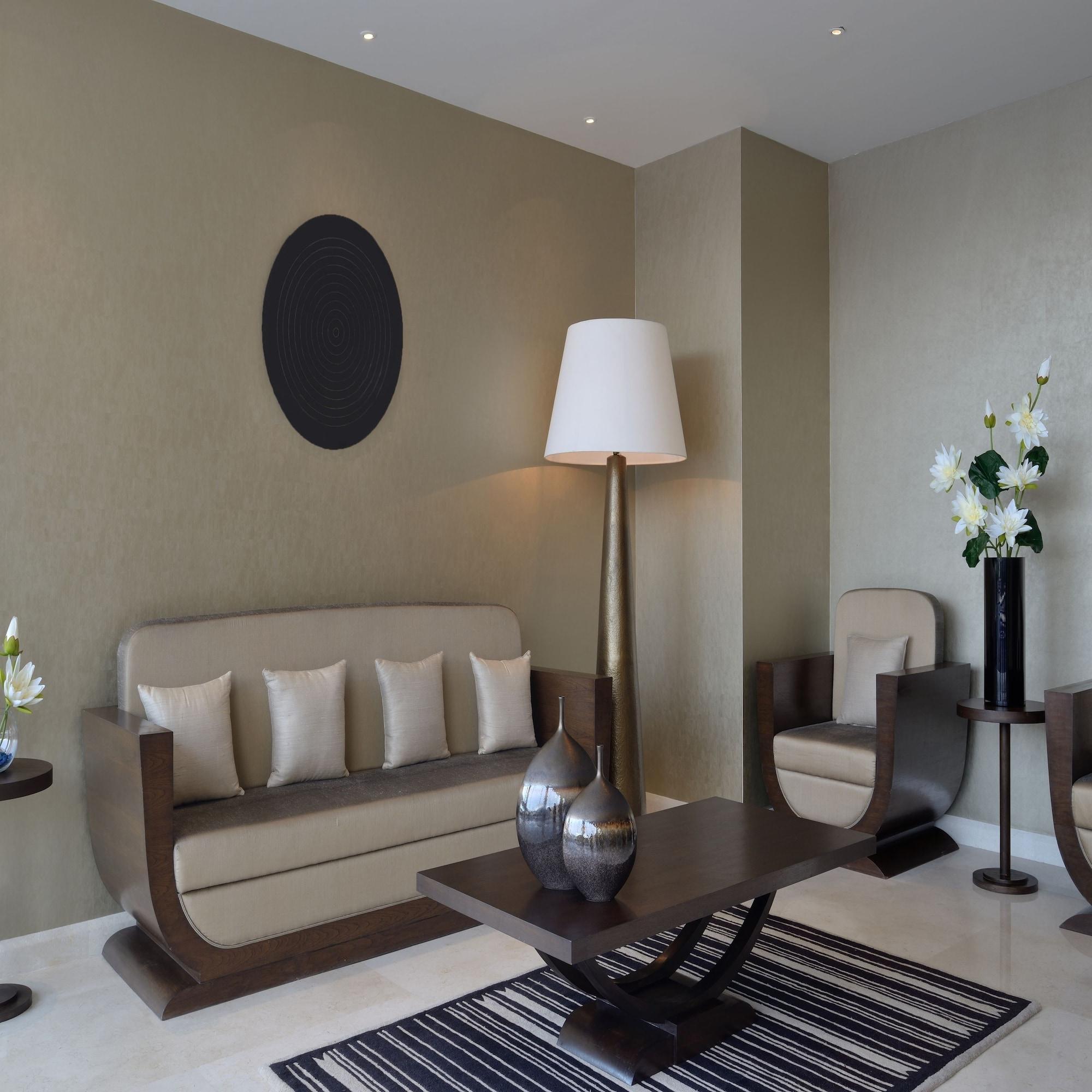 Marasa Sarovar Premiere 5*