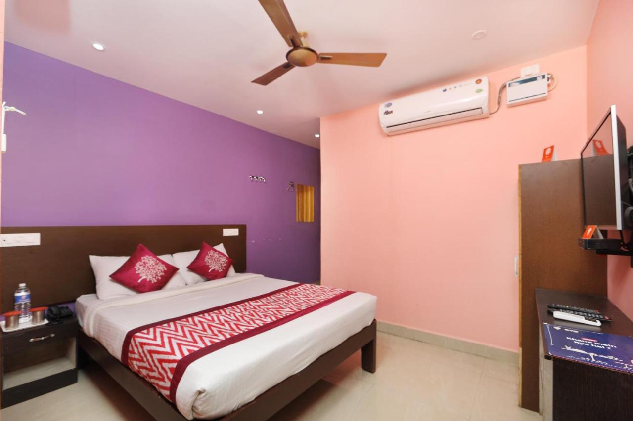 Collection O 6637 Udayees Bvn Grand Hotel 3*