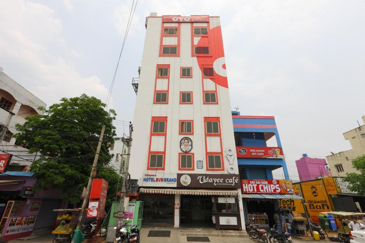 Collection O 6637 Udayees Bvn Grand 3* Tirupati