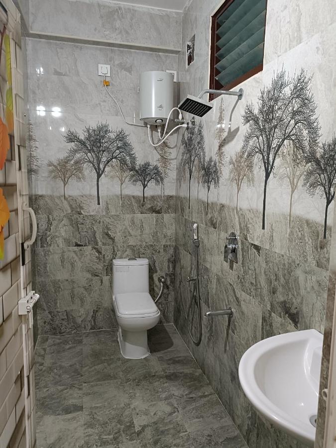 Four Seasons Homestay