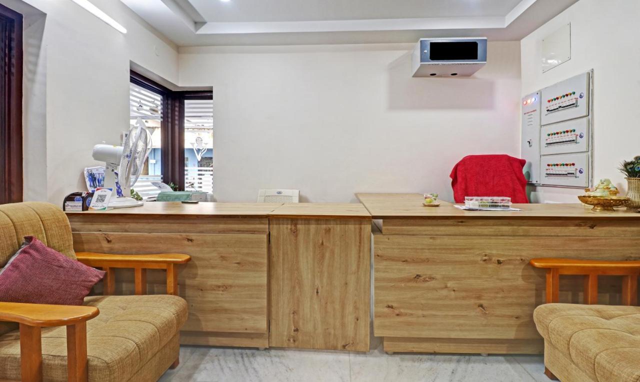 Itsy By Treebo - Vardhan Hotel